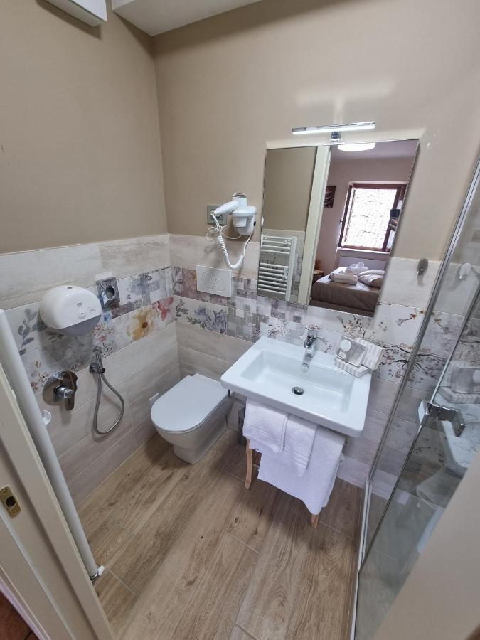 Lucyben Guesthouse Cascia Dış mekan fotoğraf